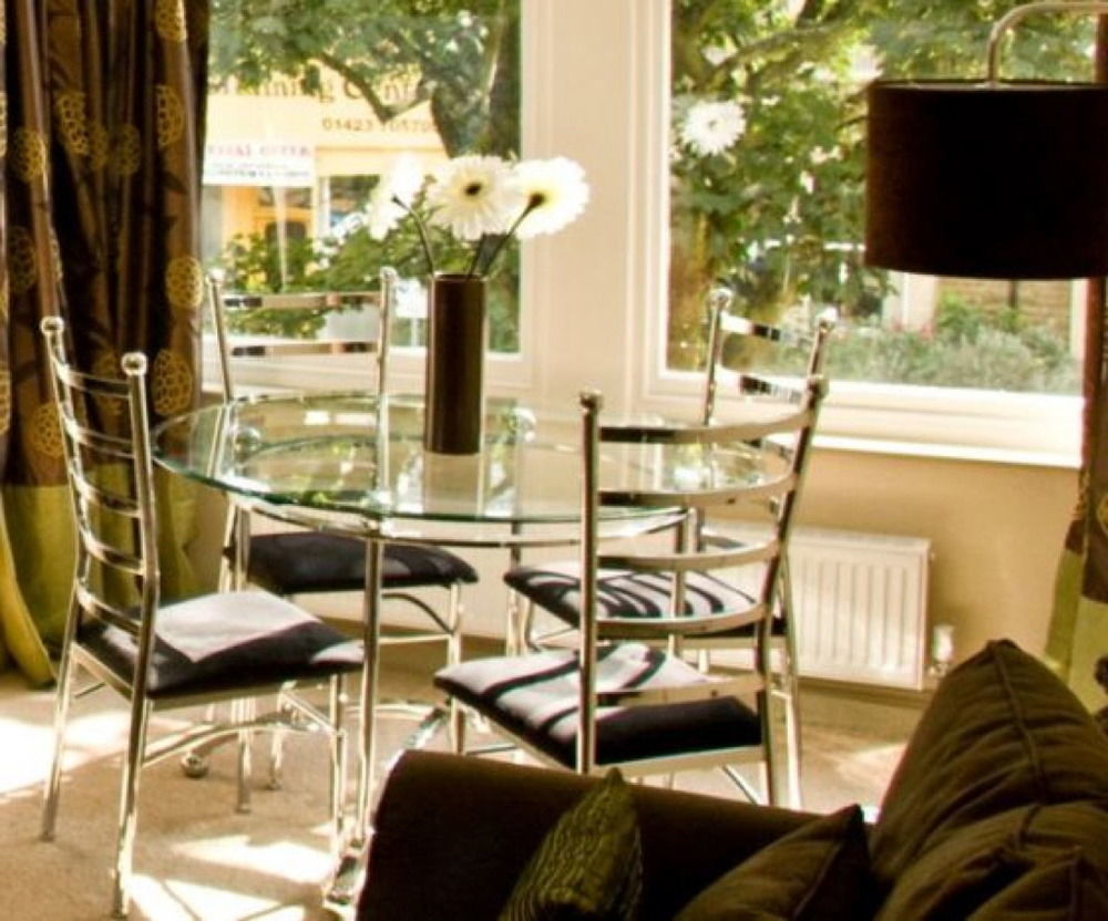 Harrogate Boutique Apartments - Self Contained Apartments Екстериор снимка